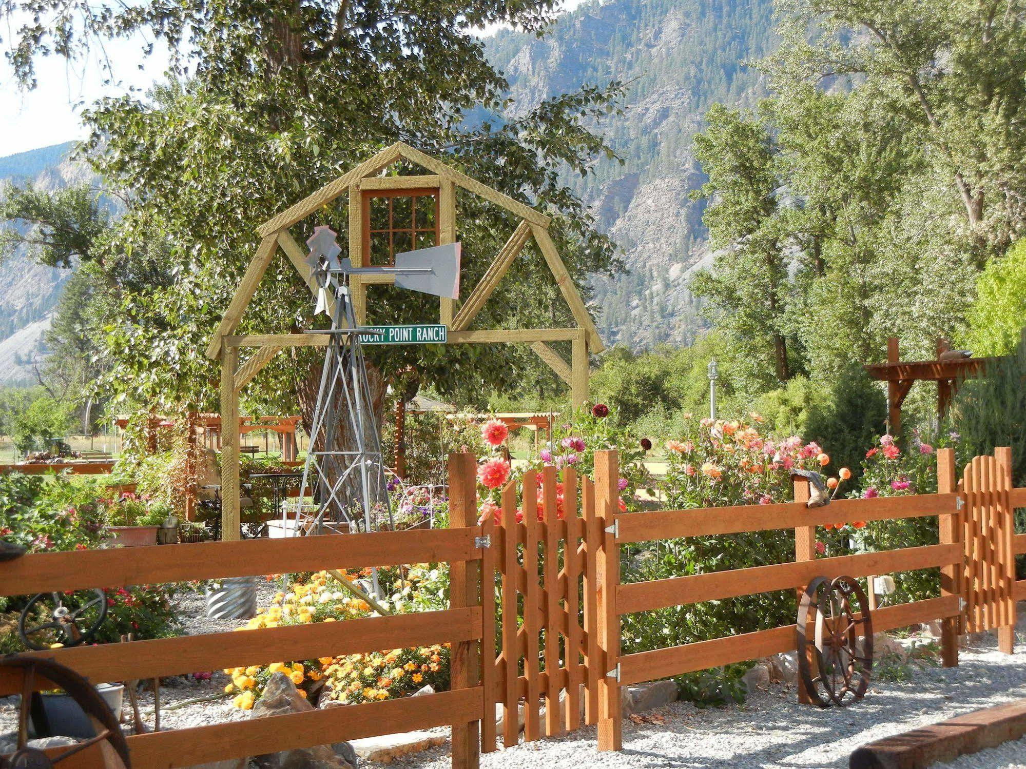 Rocky Point Ranch, Montana Bed & Breakfast Eddy Luaran gambar
